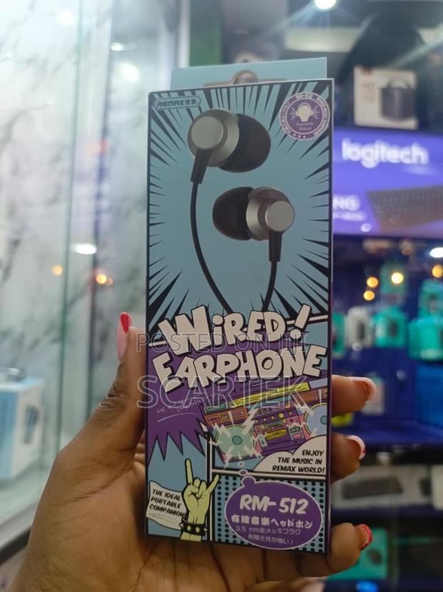 Wired Earphone - main view