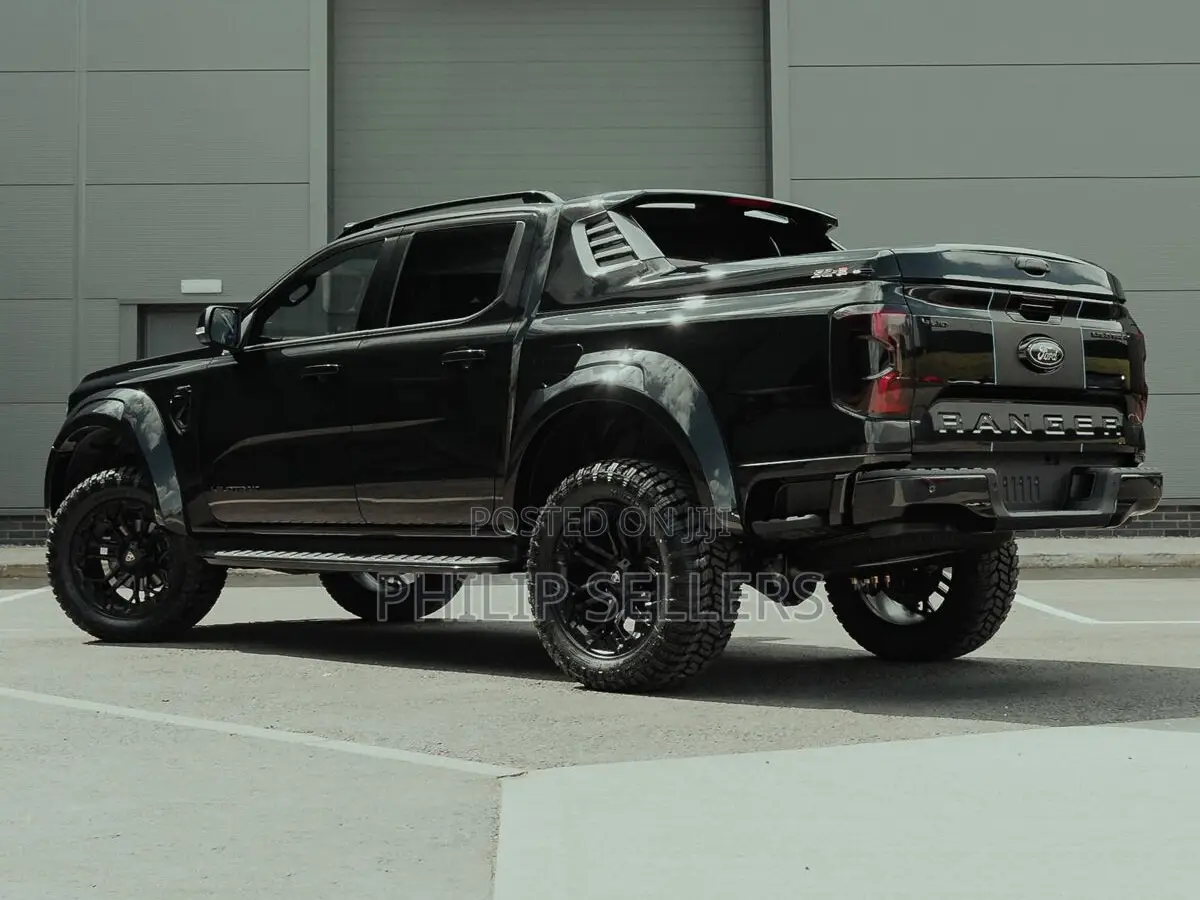 Cargo Box Cover Is the Latest Generation of Fullbox From Alpha,