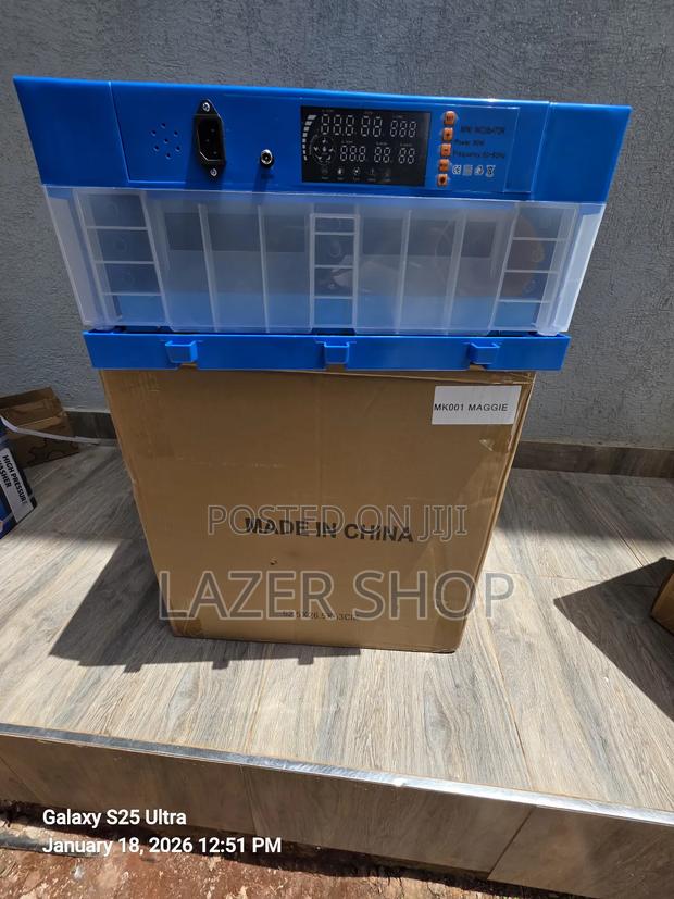 Egg Incubator  Ac/Dc 64eggs - thumbnail 3