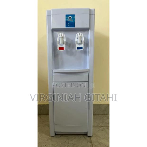 White Black
*Electromate Hot and Normal Water Dispenser