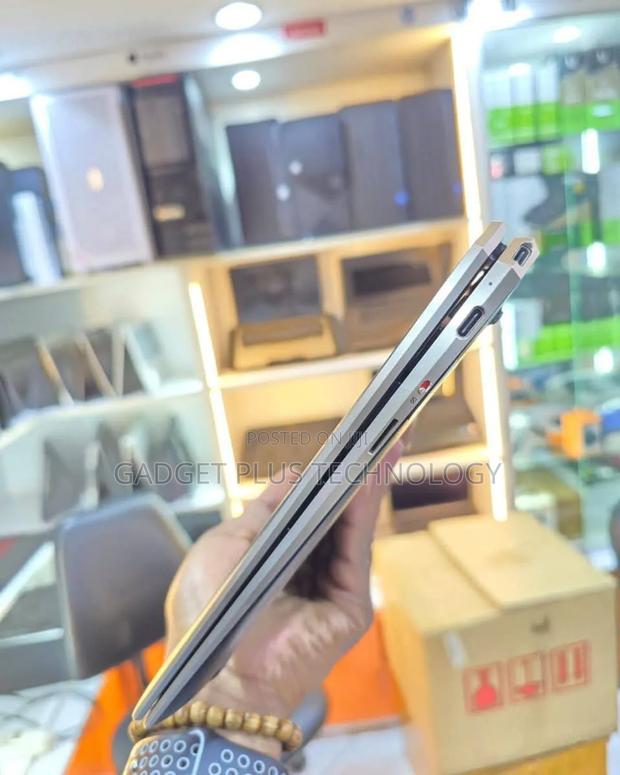 Laptop HP Spectre X360 15 16GB Intel Core I7 SSD 512GB - thumbnail 3