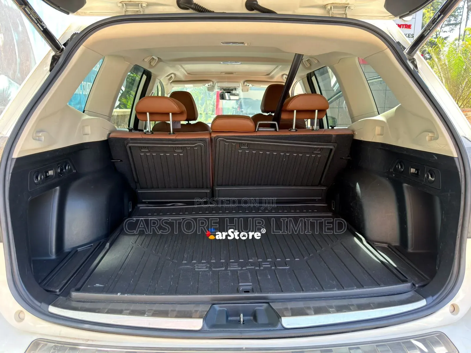 Subaru Forester Premium AWD 2019 White