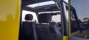 Toyota Land Cruiser Prado 3.0 D 1990 Yellow