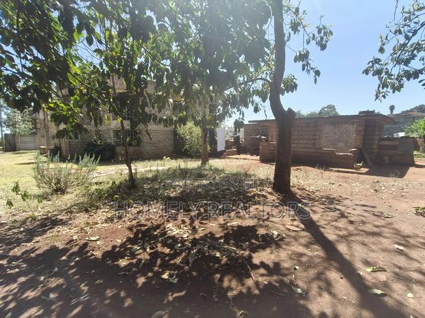 Quarter Acre Plot in Kerarapon Drive With Incomplete 4-BDRM Maisonette - thumbnail 3