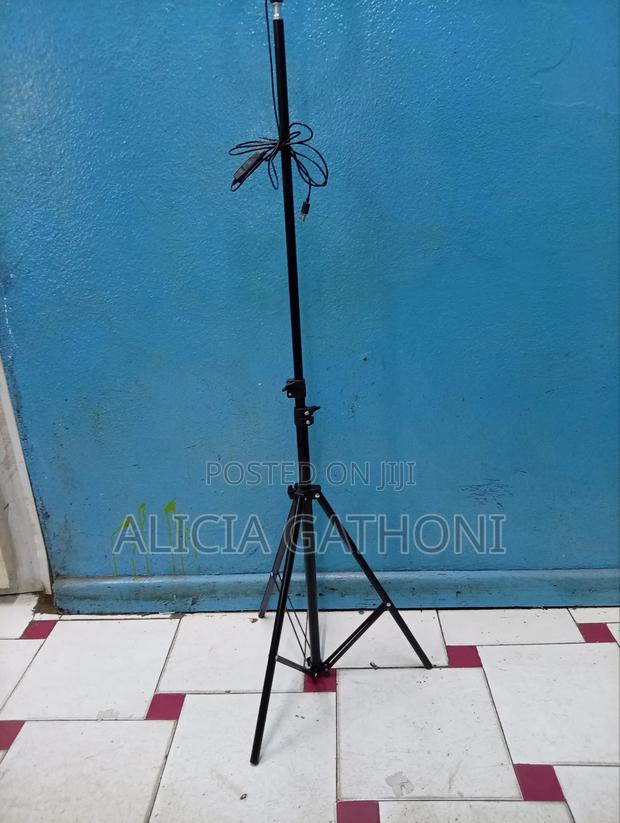 Yunteng Heavy Duty Camera and Phone Tripod.1.8m - thumbnail 3