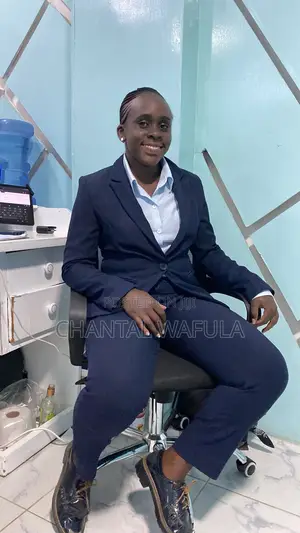 Receptionist