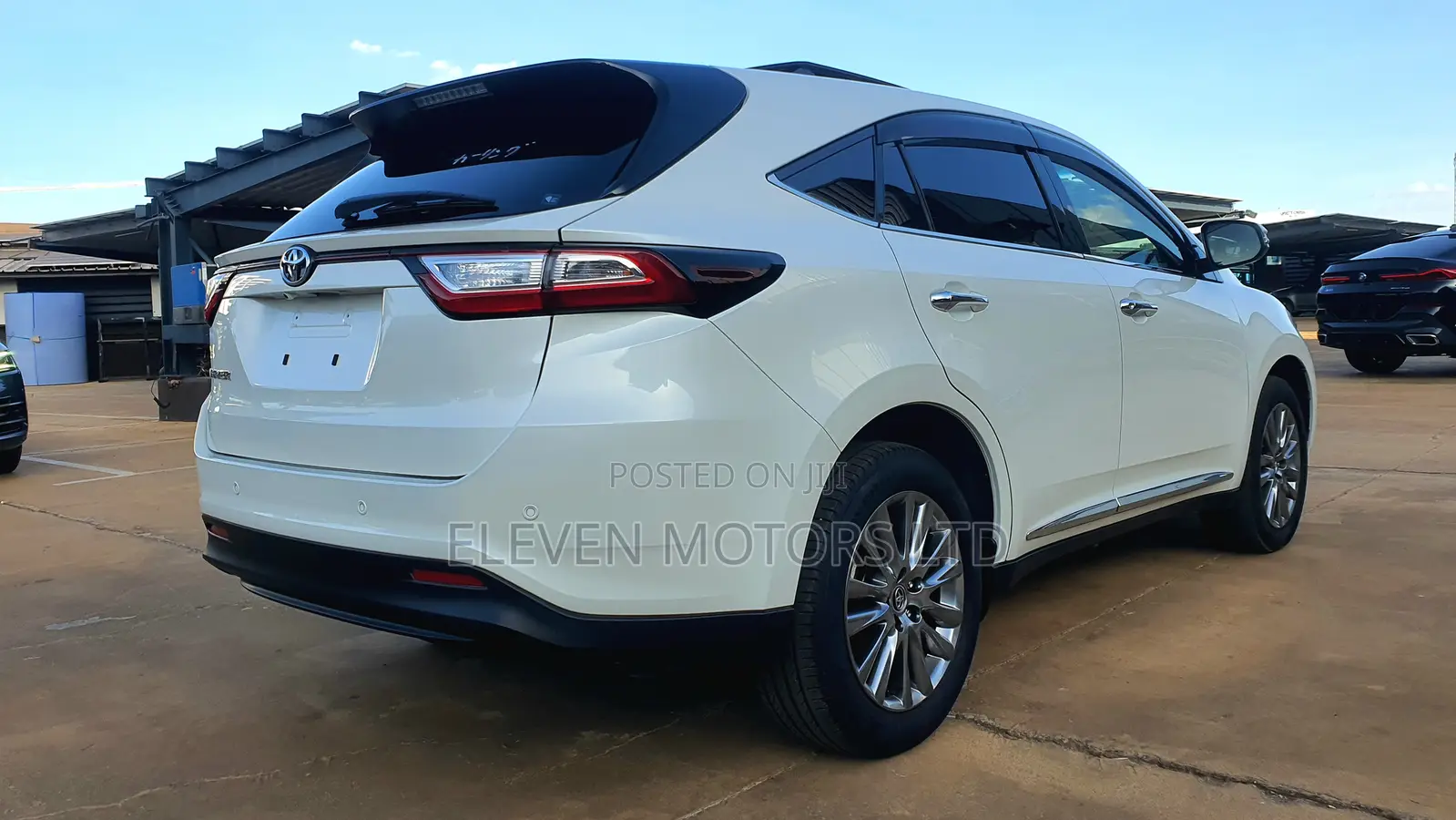 Toyota Harrier 2.0 2019 White
