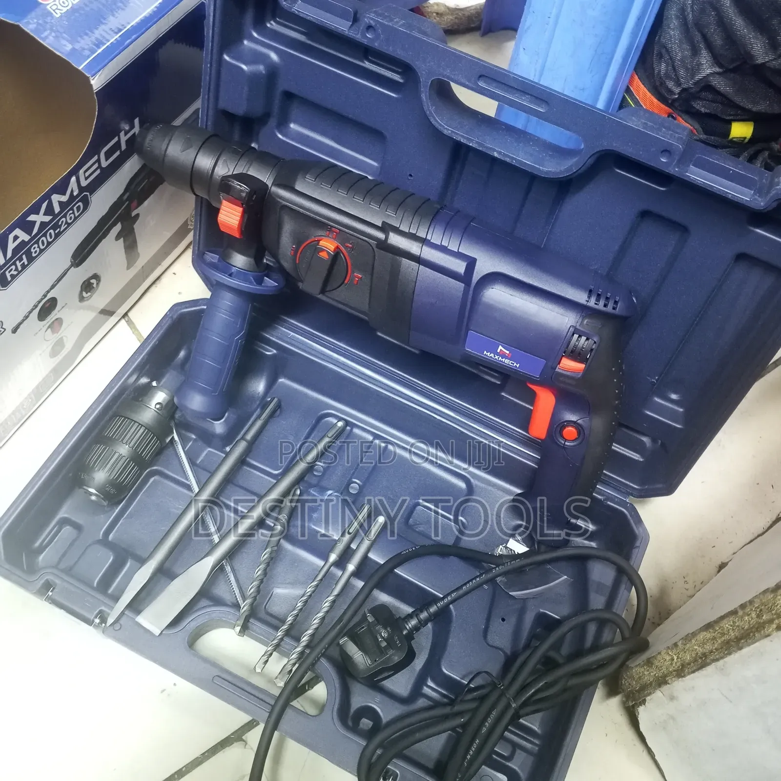 Maxmech Rotary Hammer Drill 800watts