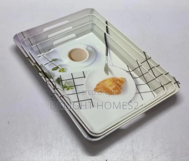 Heavy Melamine Trays-Pam - main view