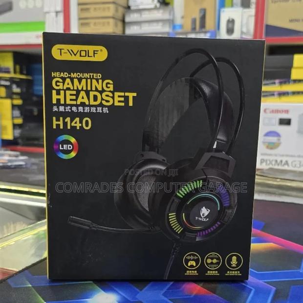 Gaming Headphones With RGB Lights - thumbnail 2