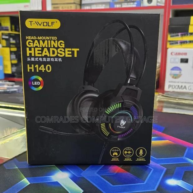 Gaming Headphones With RGB Lights - thumbnail 3