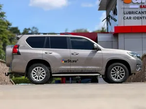 Toyota Land Cruiser Prado 2.8 2018 Brown
