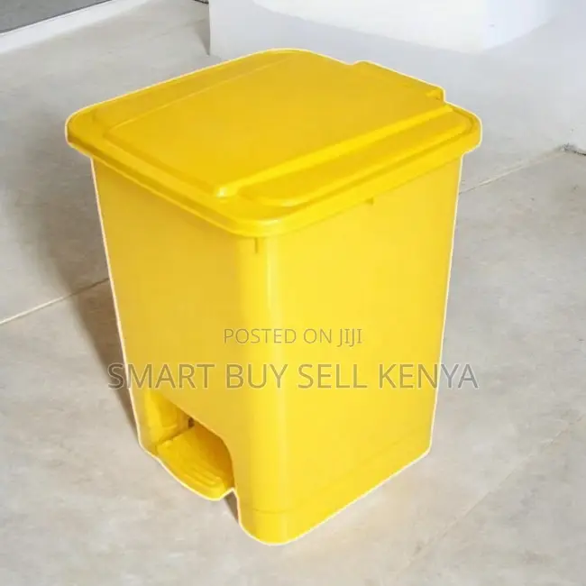 Large Capacity 30l Hard Plastic Step Pedal Waste Garbage Dust Bin