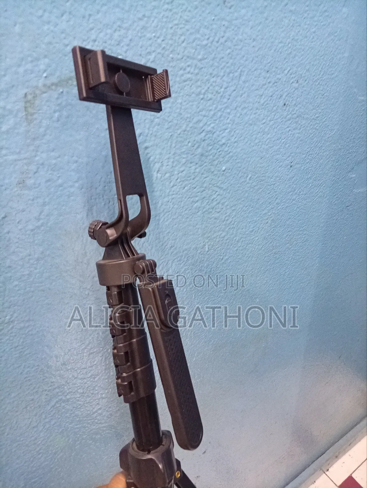 Selfie Stick+ Tripod Stand 2mtrs