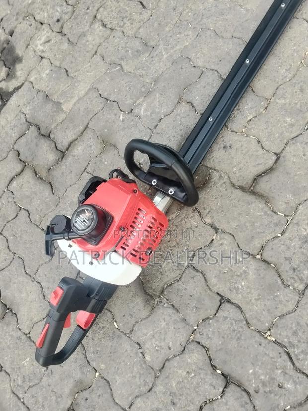 Powerful Gasoline Hedge Trimmer - thumbnail 3