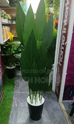 Artificial Banana Plants