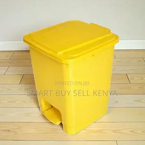 Long Lasting Plastic 30l Step Pedal Design Waste Garbage Dust Bin