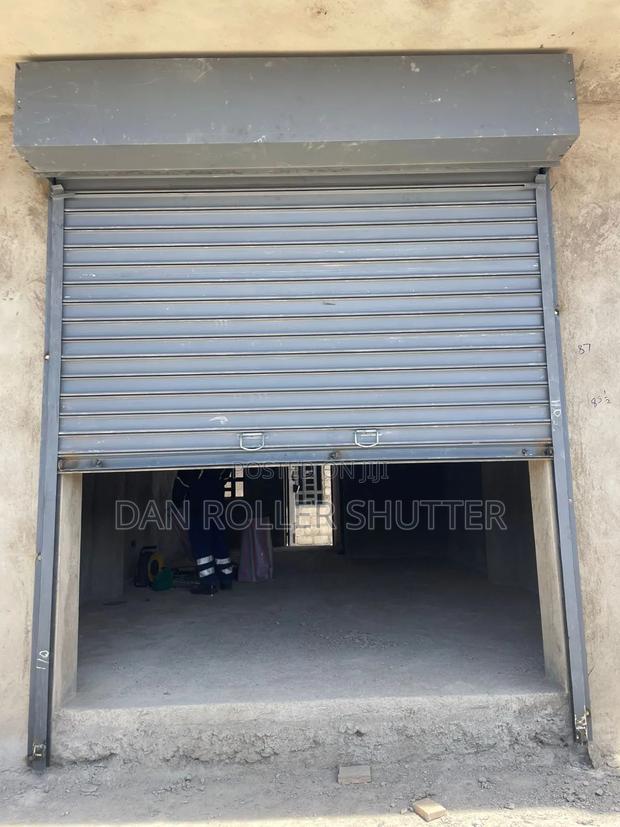 Manual Roller Shutter for Stores - thumbnail 2