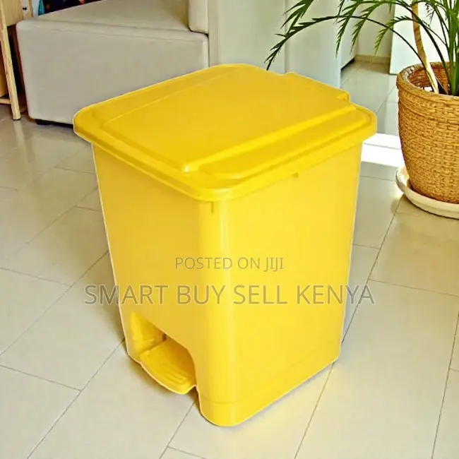 Home and Commercial Use 30l Hard Plastic Step Pedal Waste Dust Bin