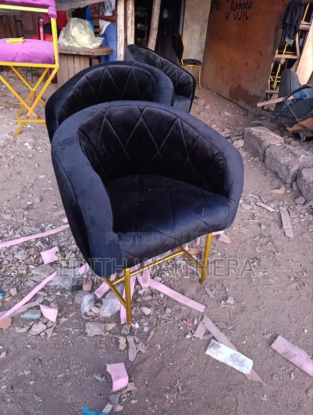 Styling Salon Seats and Chair