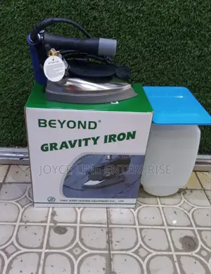 Gravity Steam Iron Box