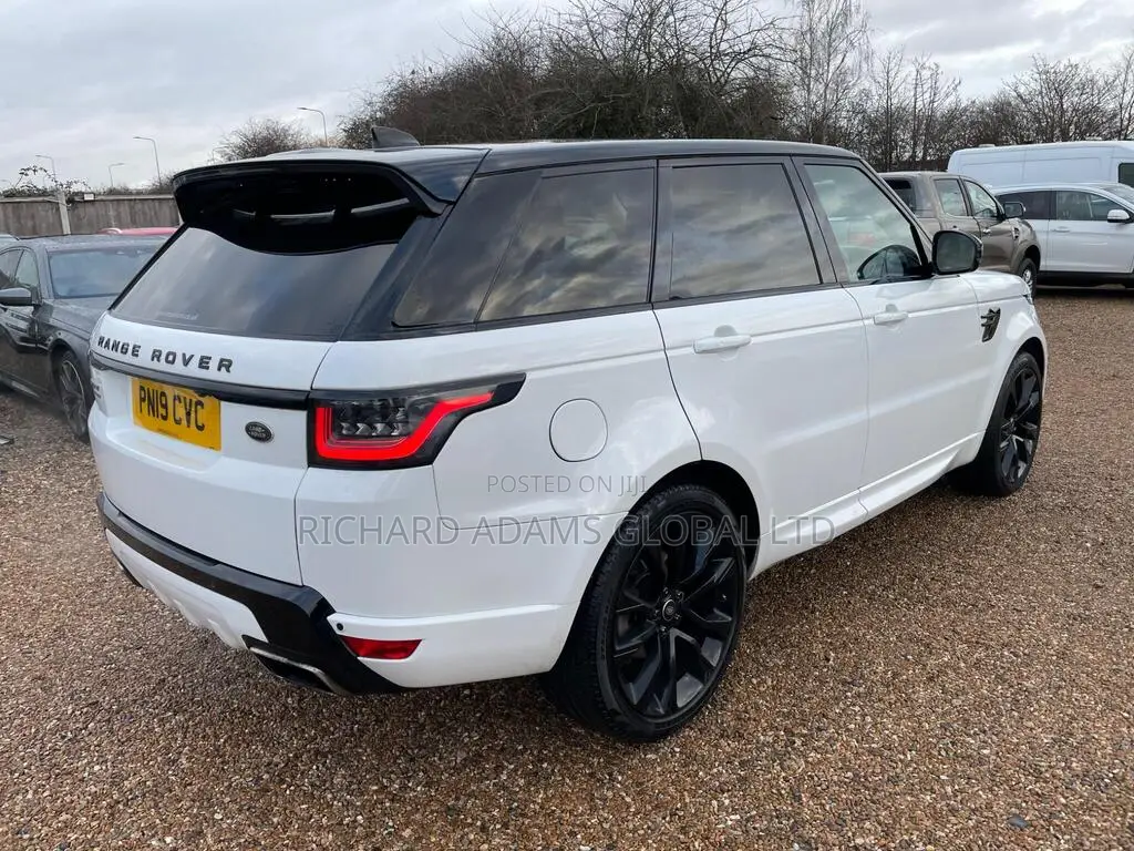 Land Rover Range Rover Sport HSE 2019 White