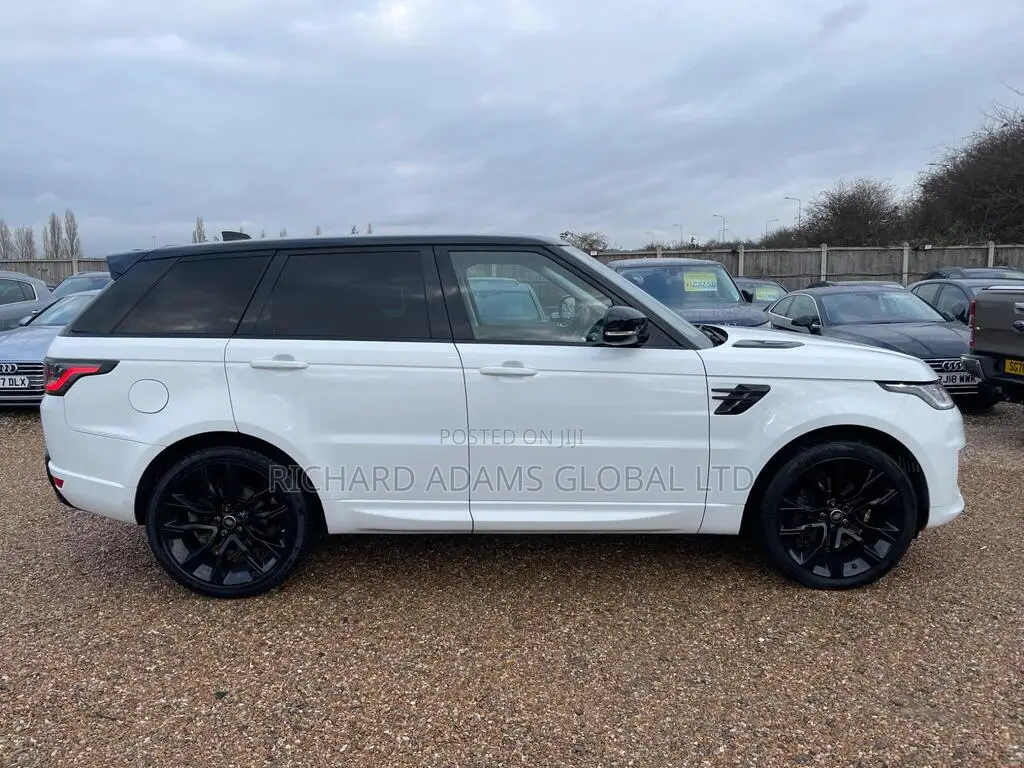 Land Rover Range Rover Sport HSE 2019 White