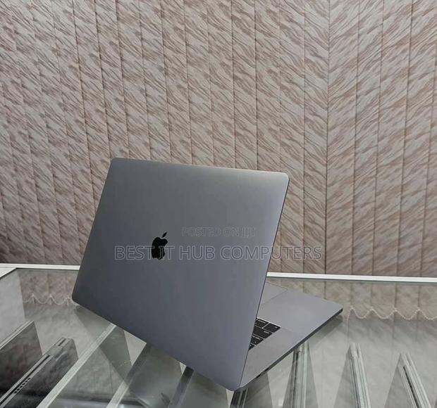 Laptop Apple MacBook Pro 2019 64GB Intel Core i9 SSD 512GB - thumbnail 2