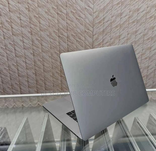 Laptop Apple MacBook Pro 2019 64GB Intel Core i9 SSD 512GB - main view