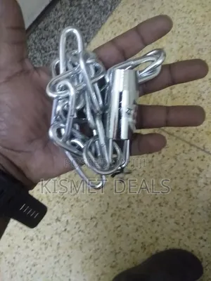 Metalic Strong Durable Security Chain With a Lock Gate and Bicycle