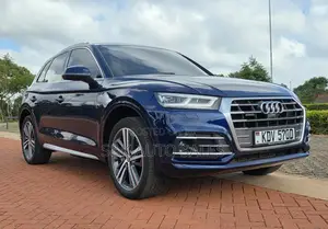 Audi Q5 2018 Blue