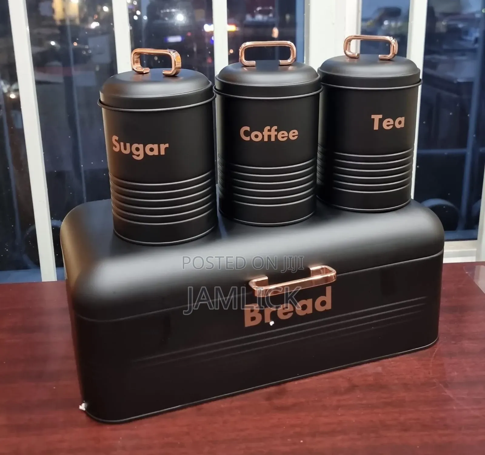 Bread Bin + 3 Canisters - Pm