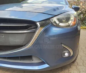 Mazda Demio 2017 Blue