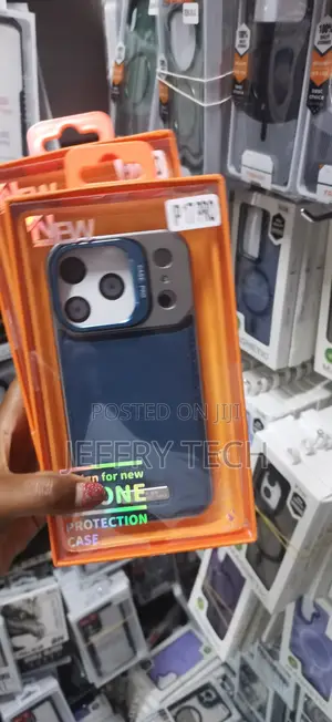 Aziye Metallic Vegan Leather Aroma Case for iPhone 17 Pro
