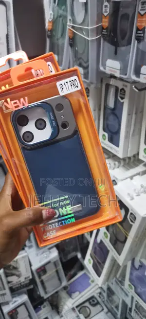 Aziye Metallic Vegan Leather Aroma Case for iPhone 17 Pro