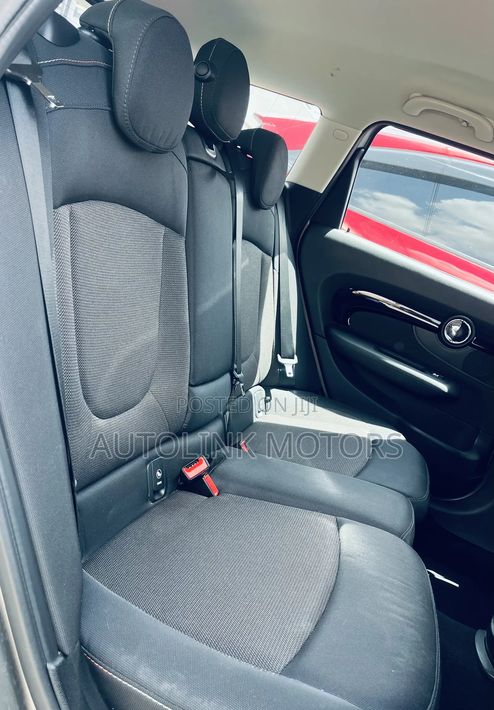 Mini Clubman 2019 Gray
