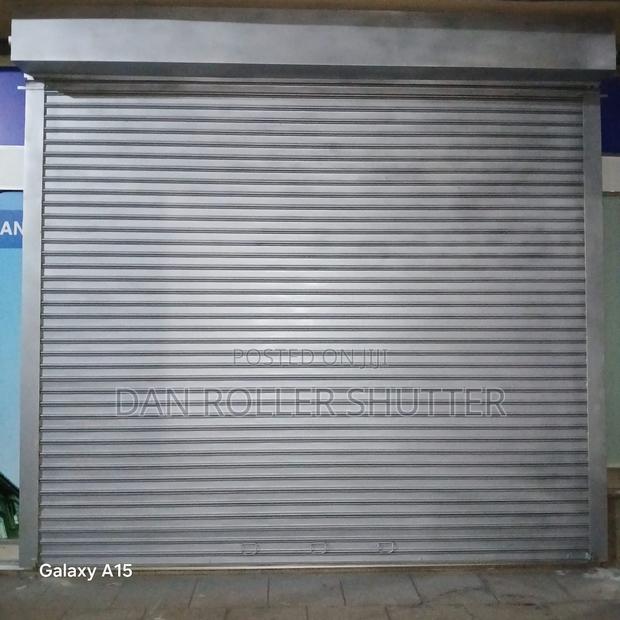 Strong Manual Roller Shutter Door for Shops - thumbnail 2