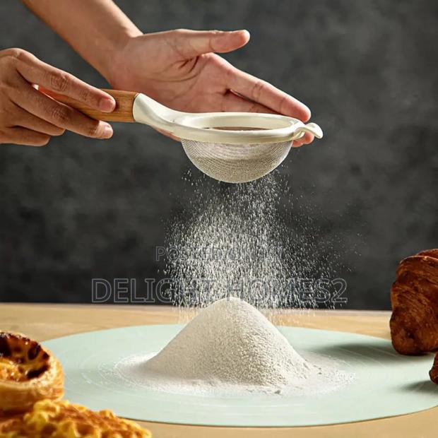 *Wooden Handle Stainless Steel Fine Mesh Sieve/Strainer-Car - thumbnail 2