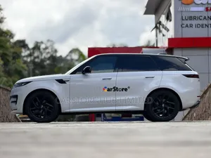 Land Rover Range Rover Sport SE 2024 White