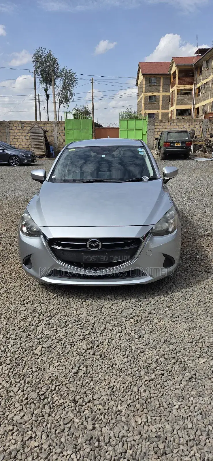 Mazda Demio 2018 Silver