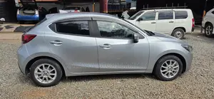 Mazda Demio 2018 Silver