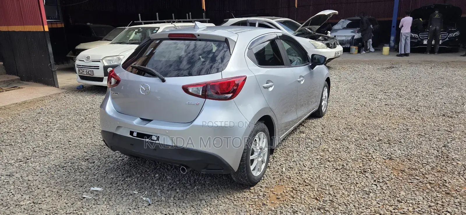 Mazda Demio 2018 Silver