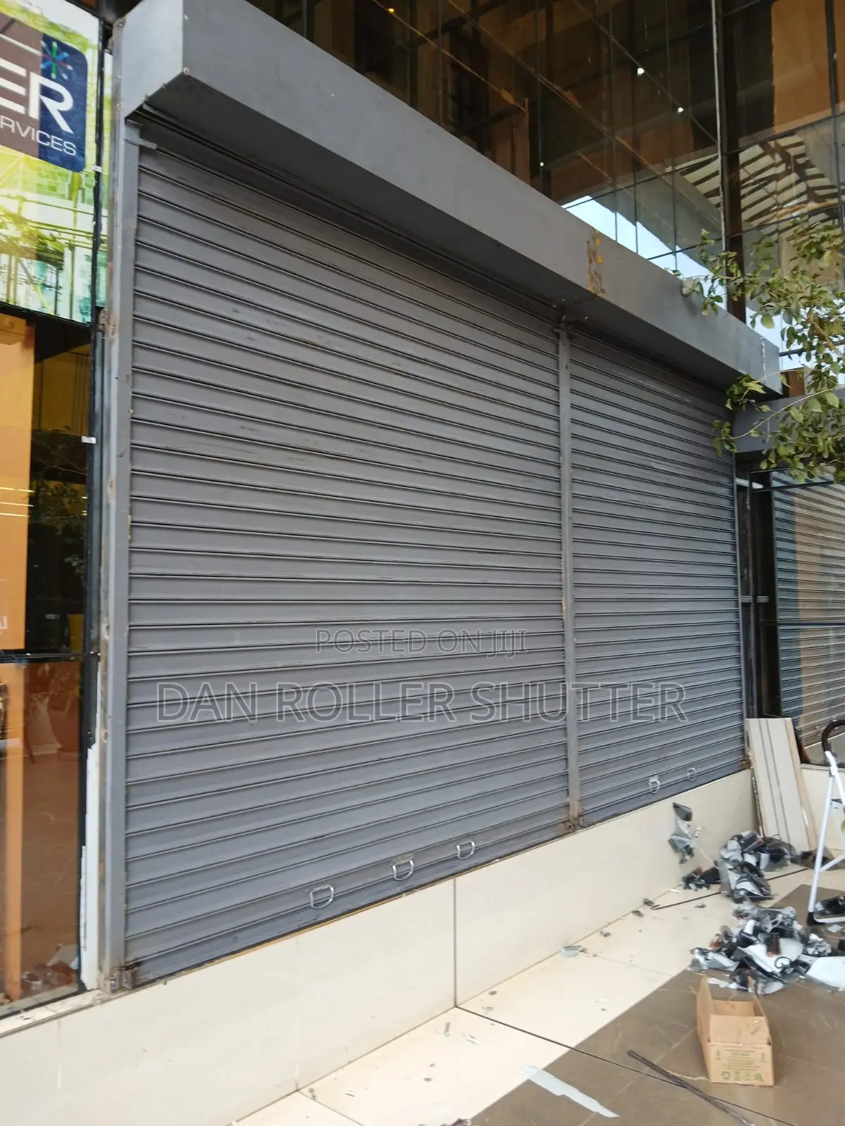 Shop Manual Roller Door – Simple and Secure