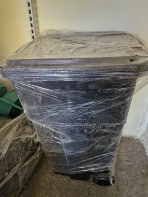 Black 360l Top Tank Garabeg Bin With Wheels