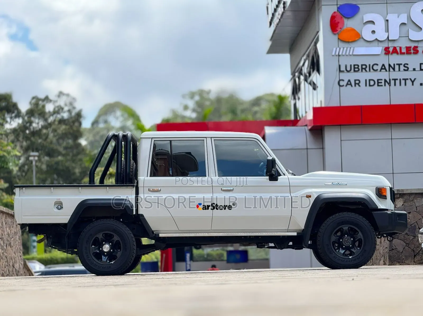Toyota Land Cruiser 79 Series 2024 White