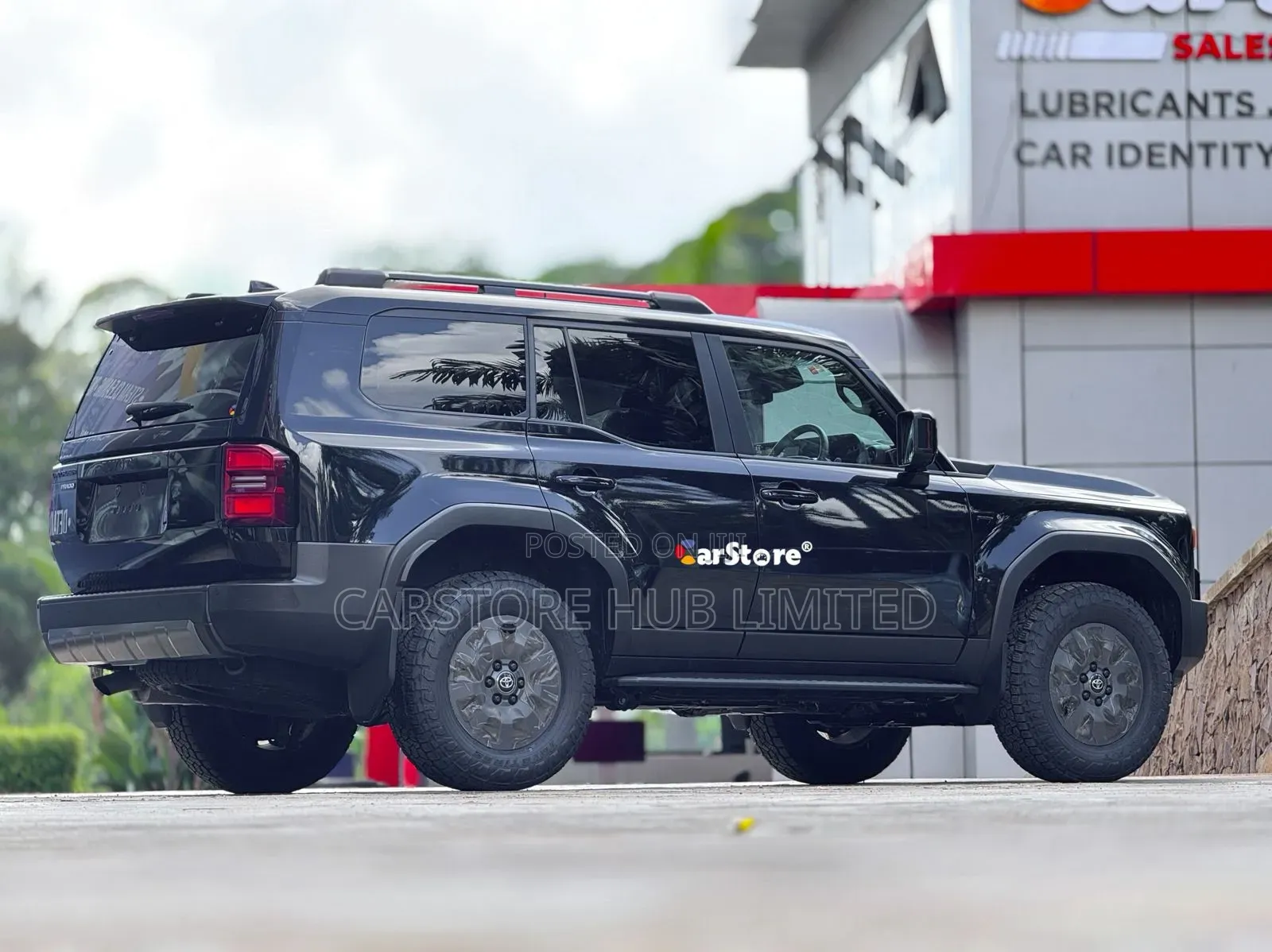 New Toyota Land Cruiser Prado 2.8 2024 Black