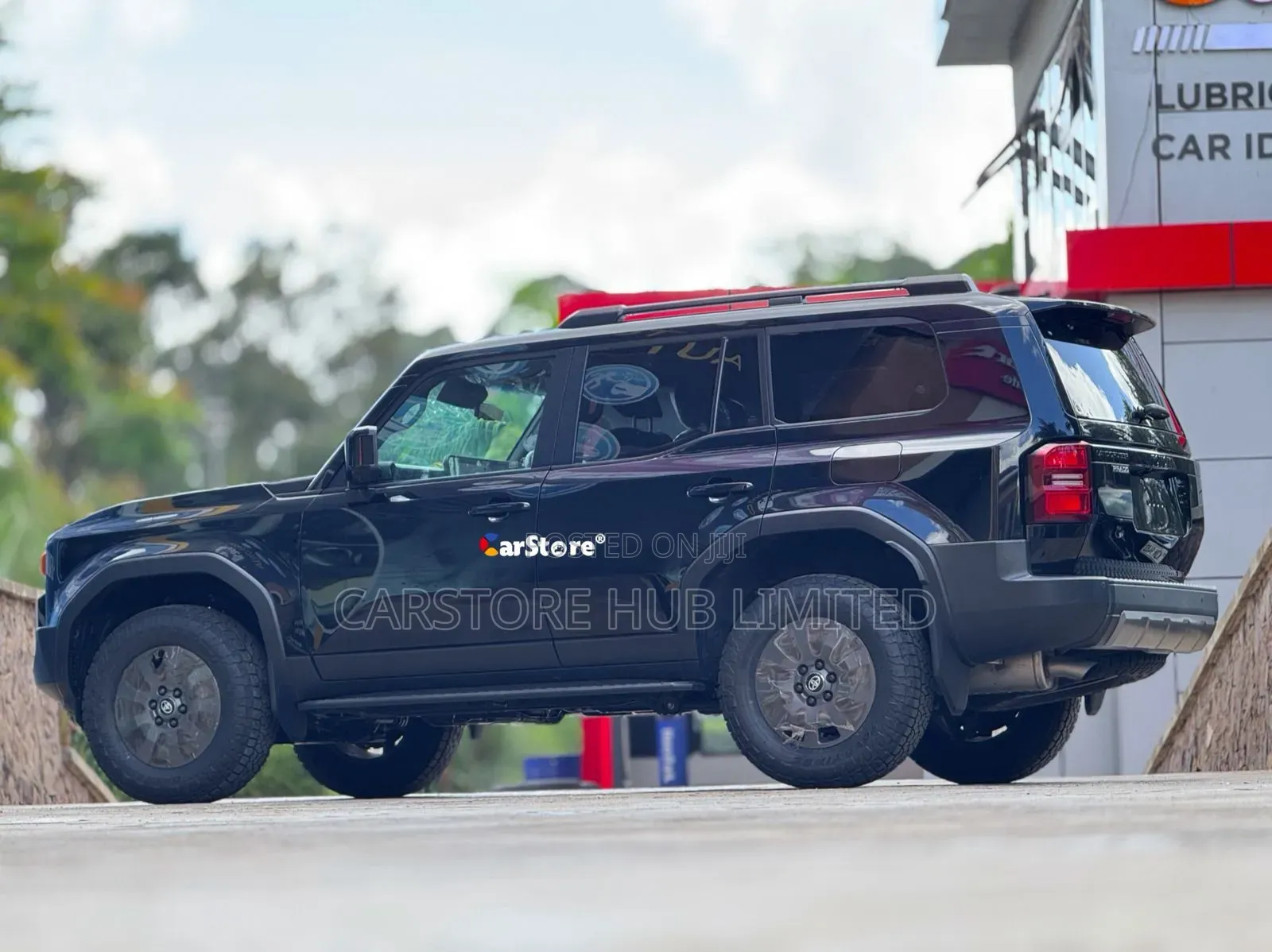 New Toyota Land Cruiser Prado 2.8 2024 Black