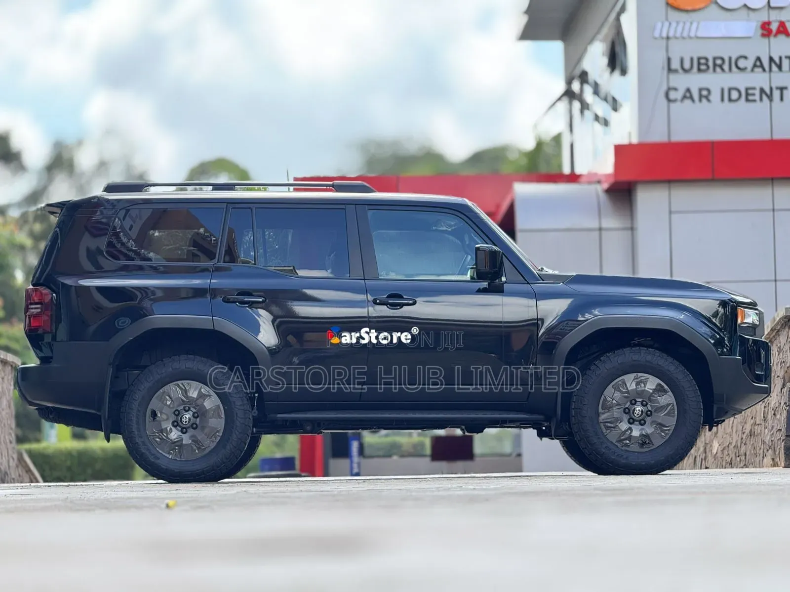 New Toyota Land Cruiser Prado 2.8 2024 Black