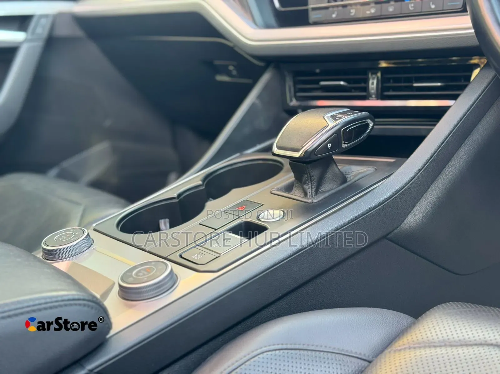 Volkswagen Touareg 2019 White