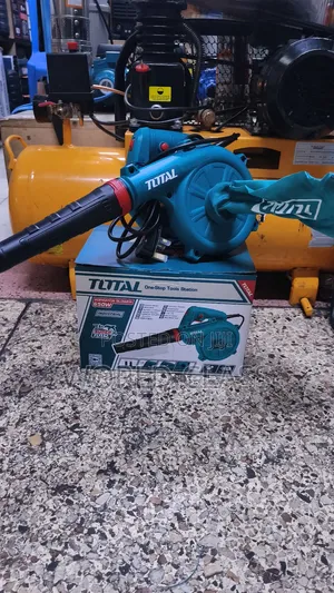 Total Heavy Duty 650w Blower